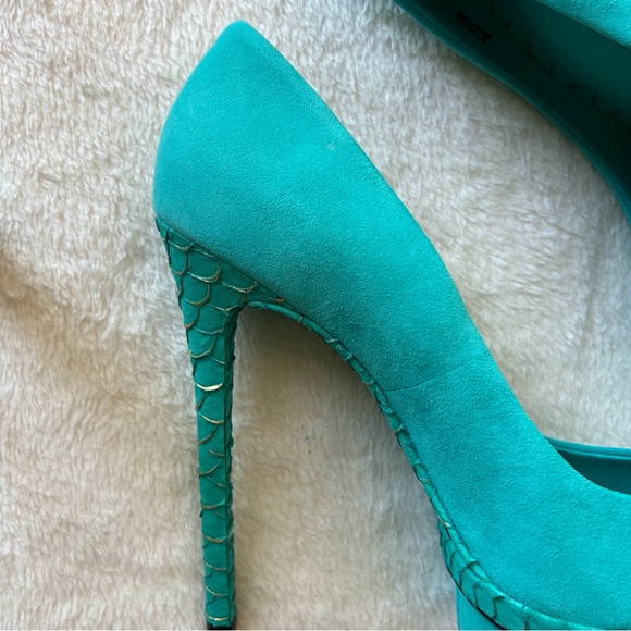 B Brian Atwood Fontanne Turquoise Ultra Suede and Snake Print Heels - Picture 4 of 8